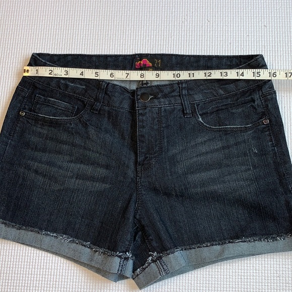Folded Cuff Raw Edge 5 Pocket Dark Wash Denim Shorts - Picture 9 of 16